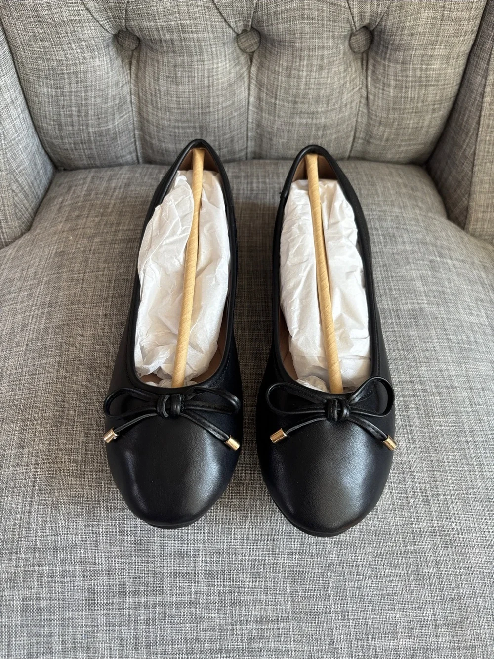 Women's Black Leather Ballet Flats with Bow Accent